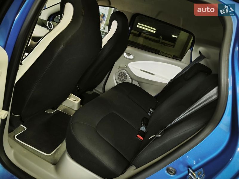 Хэтчбек Renault Zoe 2016 в Днепре