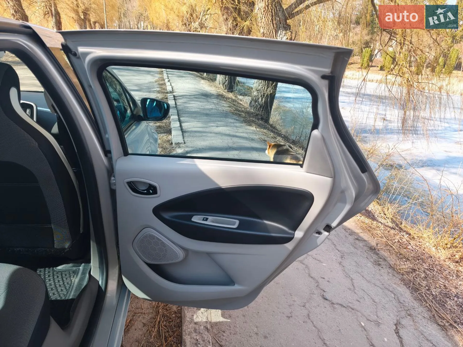 2015 Renault ZOE - мініатюра 14