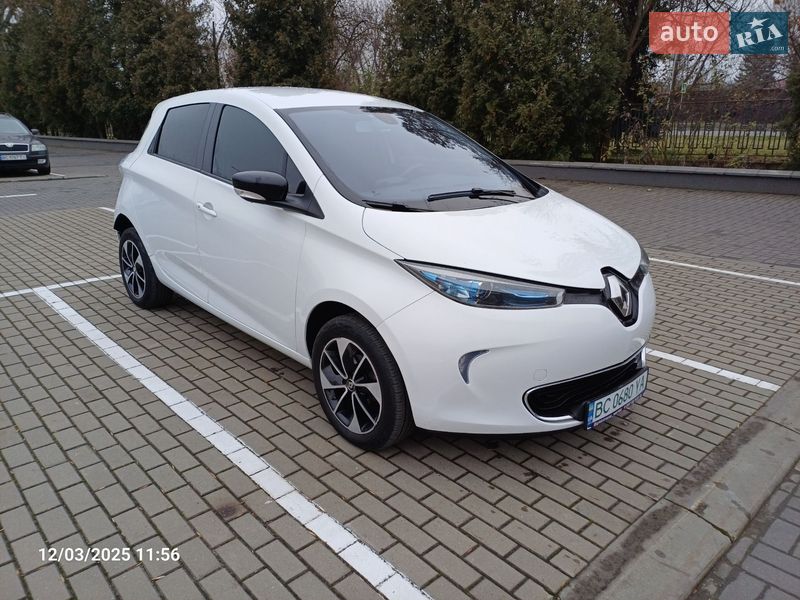 Хэтчбек Renault Zoe 2018 в Львове фото Хэтчбек Renault Zoe 2018 в Львове