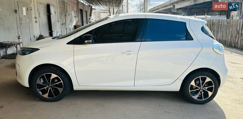 Хэтчбек Renault Zoe 2019 в Львове
