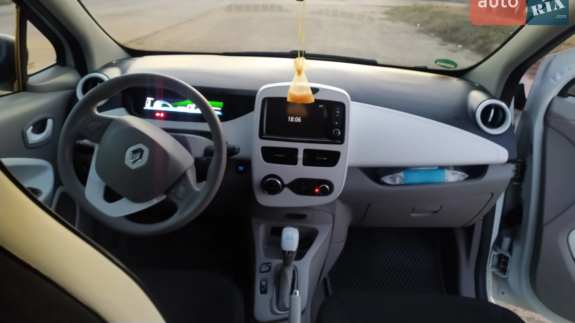 2018 Renault ZOE - мініатюра 9