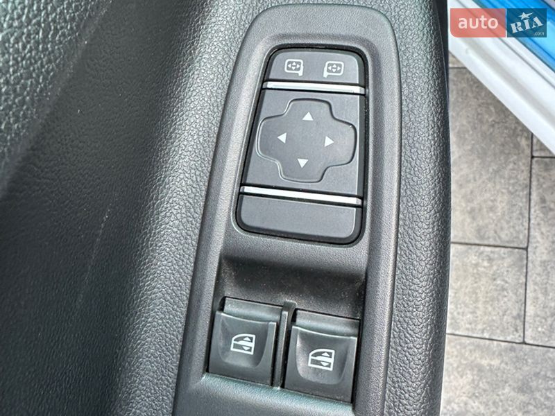 Хэтчбек Renault Zoe 2019 в Луцке фото 14 Хэтчбек Renault Zoe 2019 в Луцке