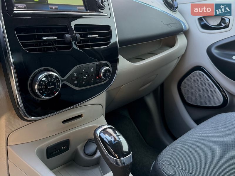 Хэтчбек Renault Zoe 2014 в Ровно