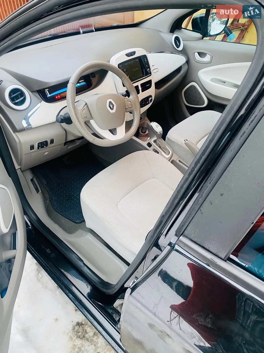 2015 Renault ZOE - мініатюра 15