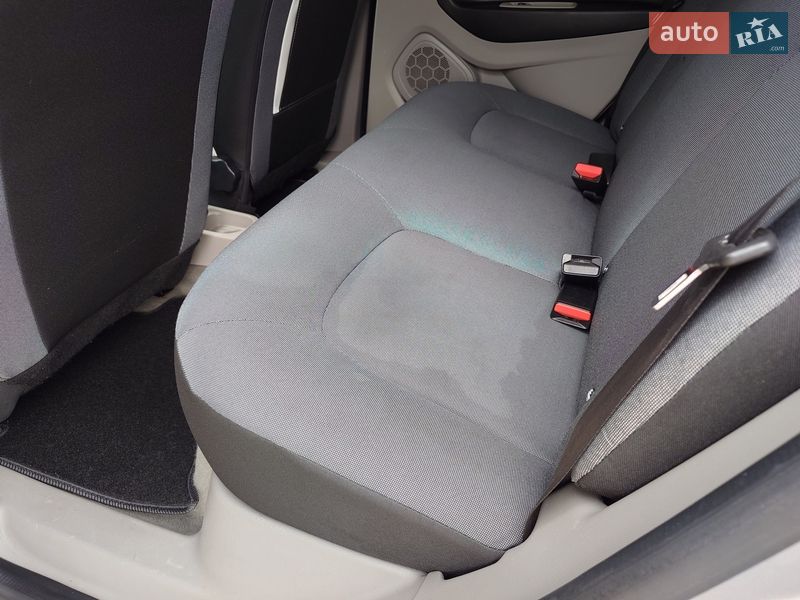 Хэтчбек Renault Zoe 2016 в Самборе