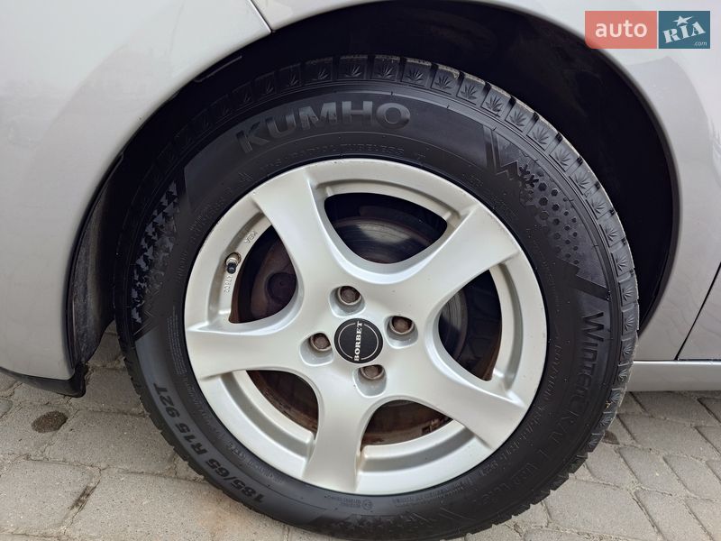 Хэтчбек Renault Zoe 2016 в Самборе