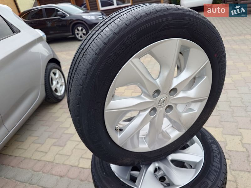 Хэтчбек Renault Zoe 2016 в Самборе