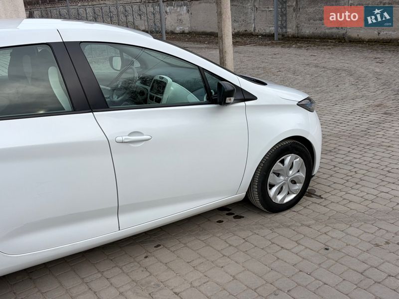 Хэтчбек Renault Zoe 2018 в Борщеве фото 5 Хэтчбек Renault Zoe 2018 в Борщеве