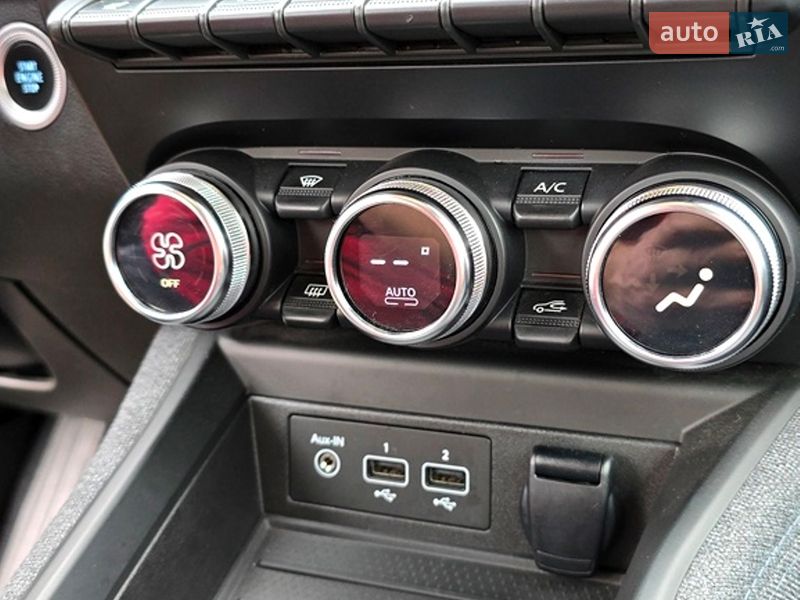 Хэтчбек Renault Zoe 2022 в Киеве фото 15 Хэтчбек Renault Zoe 2022 в Киеве