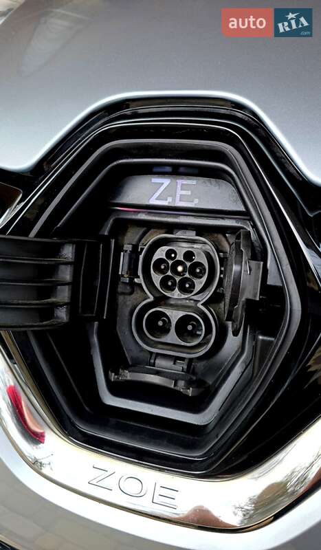 Хэтчбек Renault Zoe 2022 в Киеве фото 4 Хэтчбек Renault Zoe 2022 в Киеве