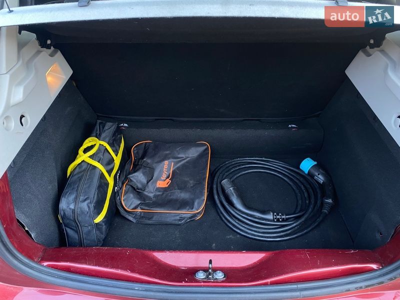 Хэтчбек Renault Zoe 2019 в Виннице фото 21 Хэтчбек Renault Zoe 2019 в Виннице