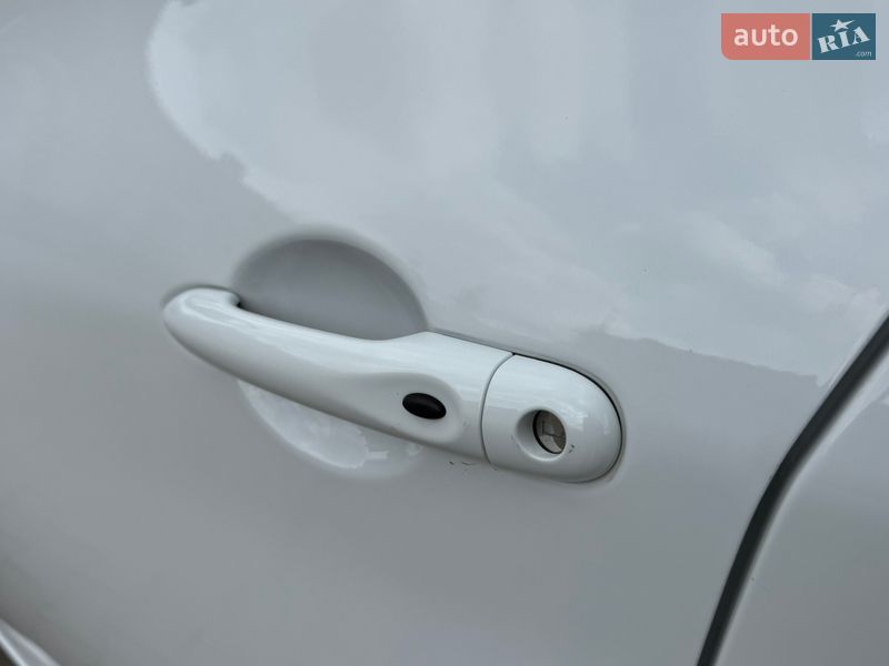 Хэтчбек Renault Zoe 2020 в Ровно фото 12 Хэтчбек Renault Zoe 2020 в Ровно
