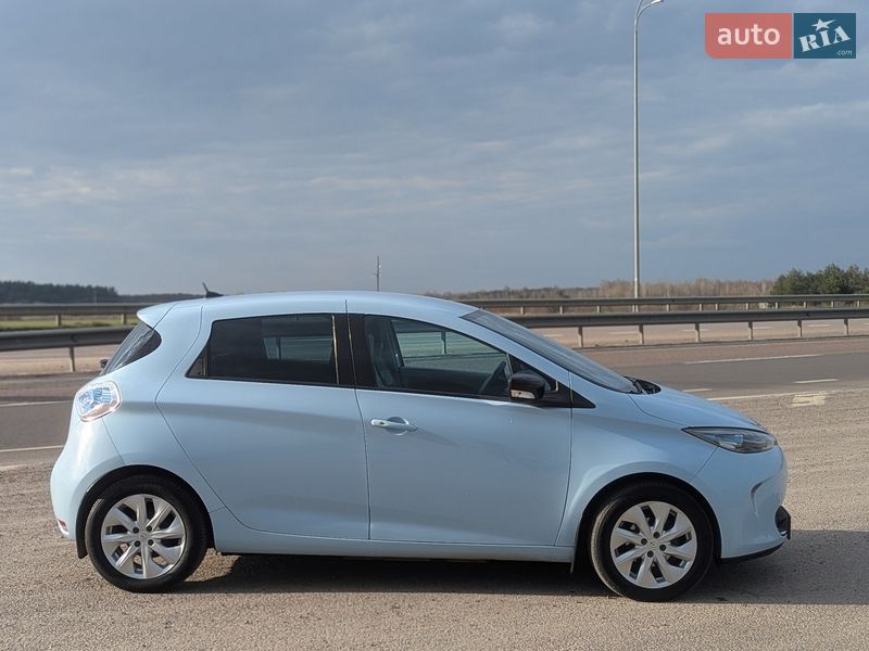 Хетчбек Renault Zoe 2015 в Радивиліві