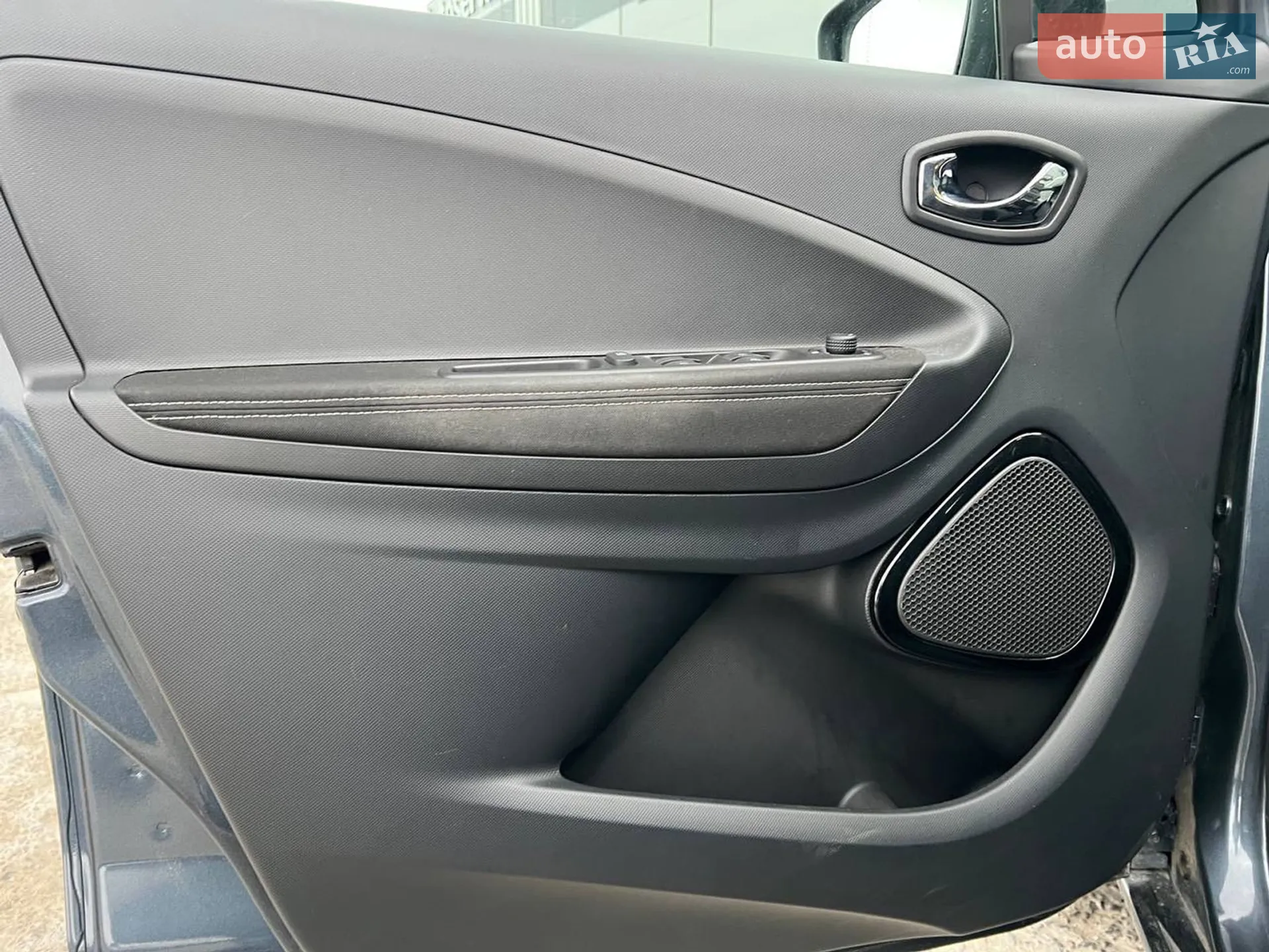 2017 Renault ZOE - мініатюра 16