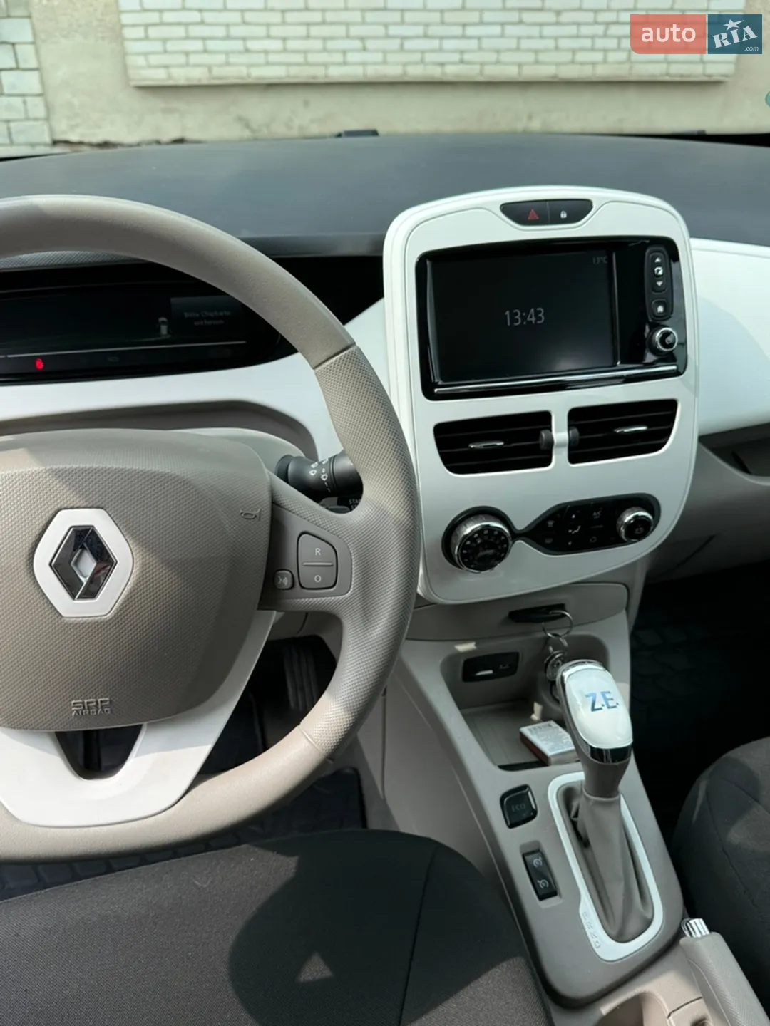 2017 Renault ZOE - мініатюра 8