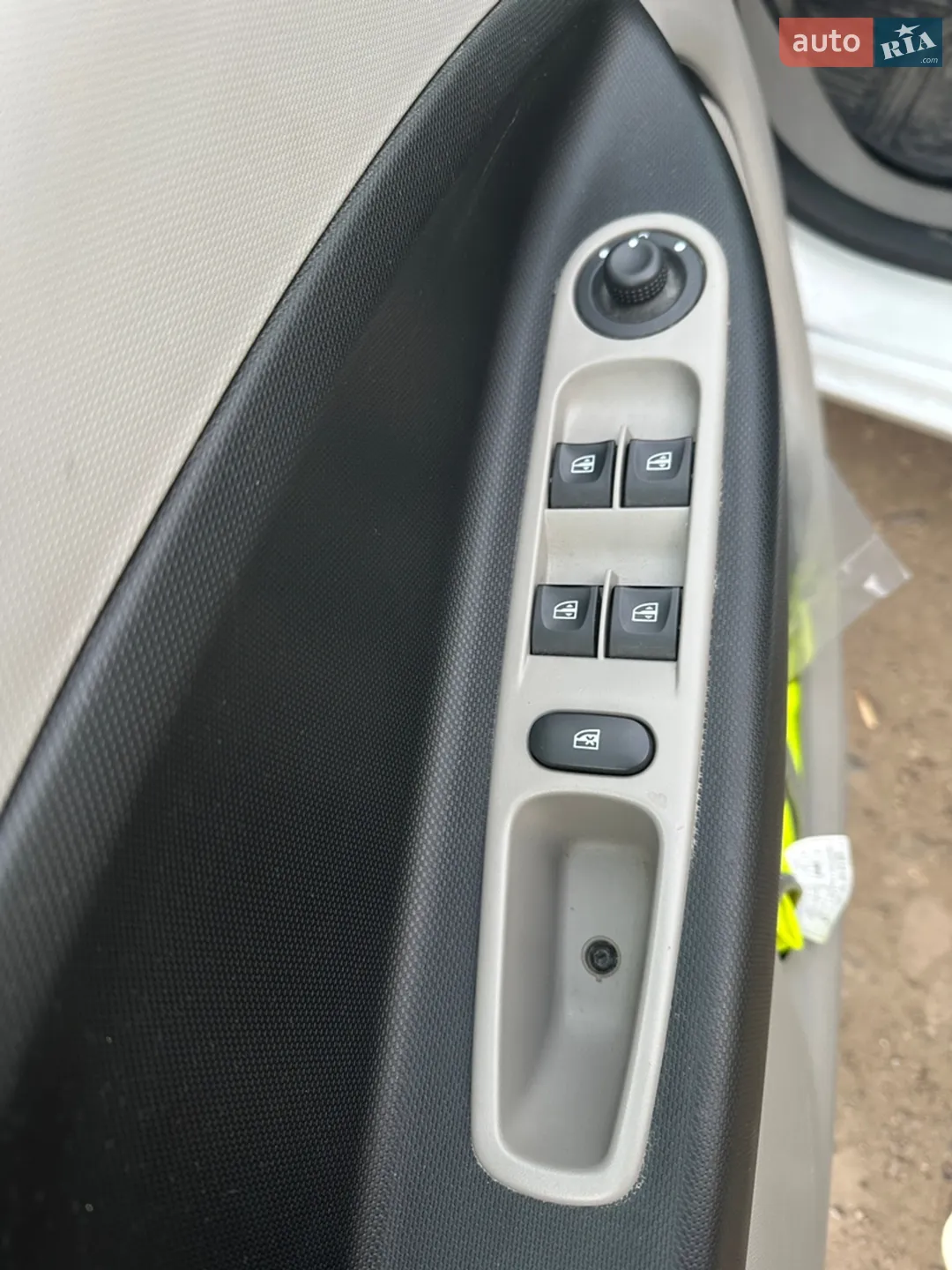 2016 Renault ZOE - мініатюра 7