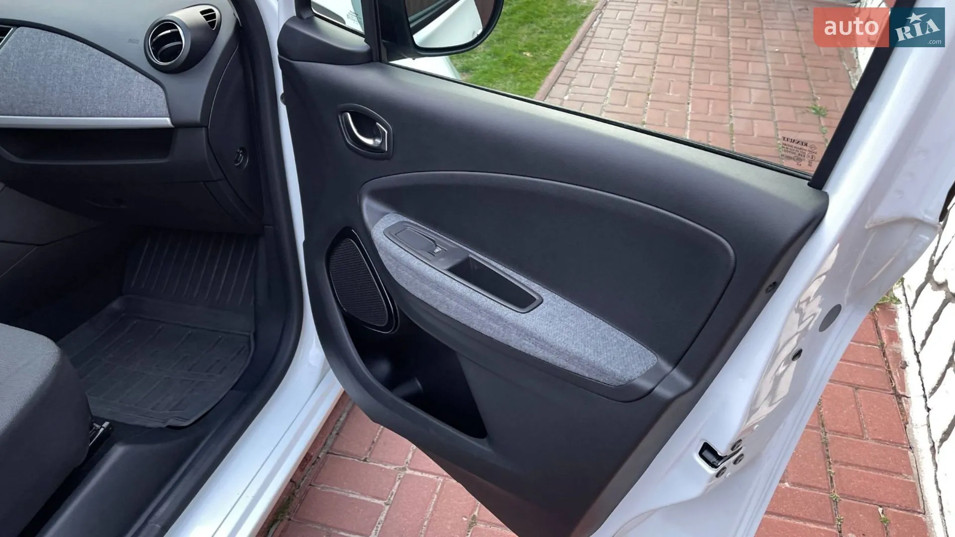 2020 Renault ZOE - мініатюра 25
