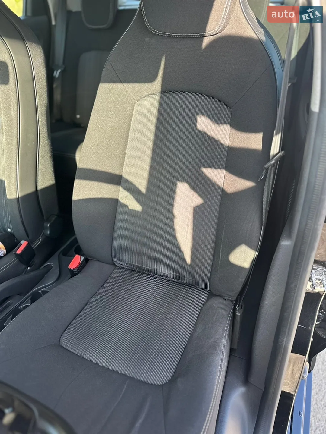 2019 Renault ZOE - мініатюра 13