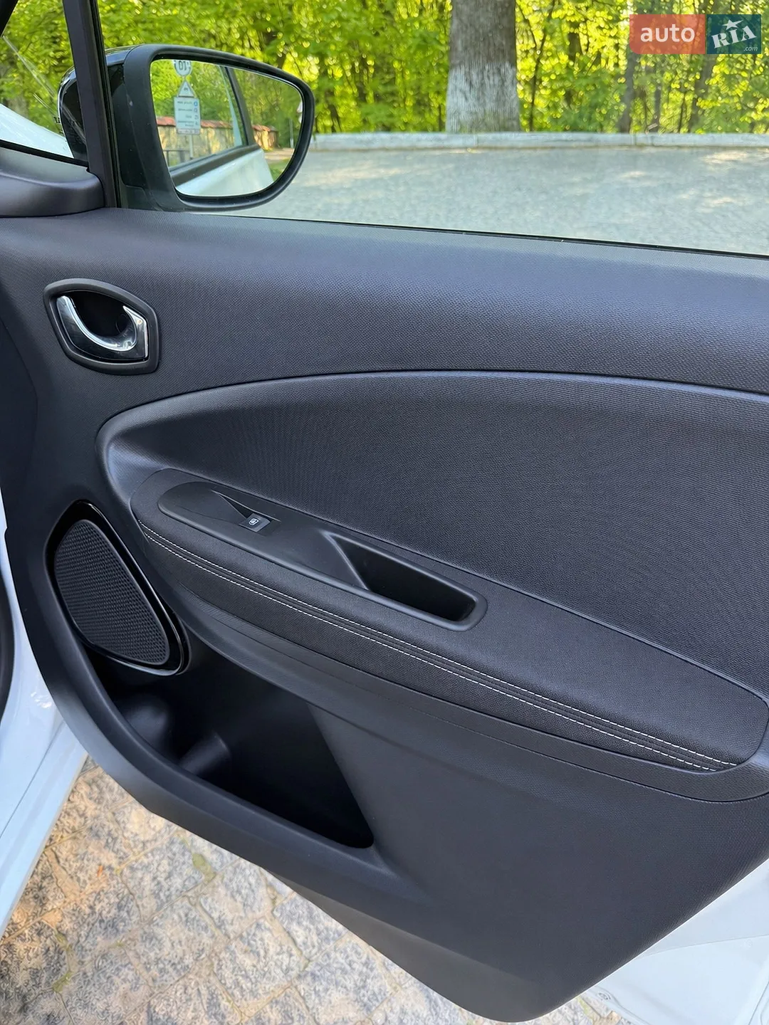 2017 Renault ZOE - мініатюра 34