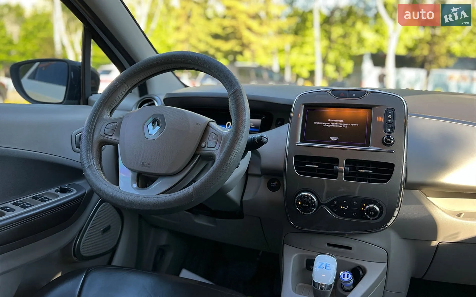 2018 Renault ZOE - мініатюра 12
