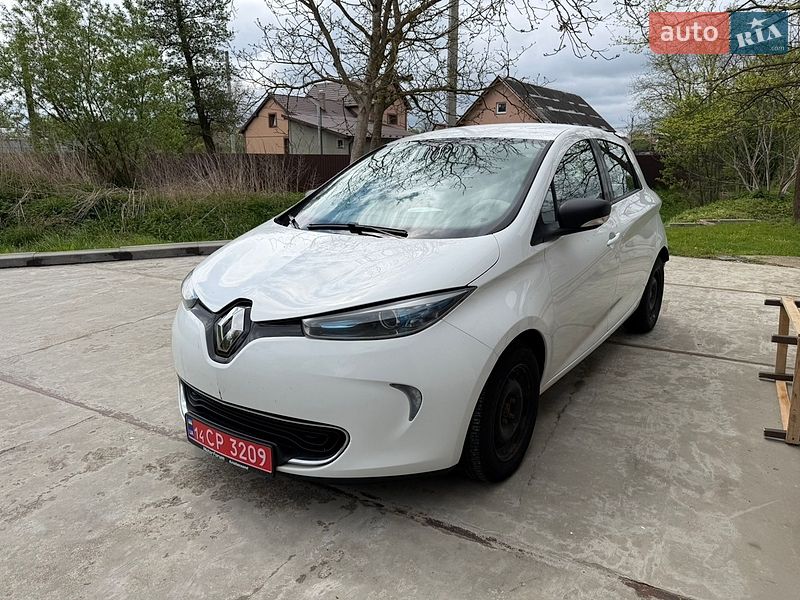 Хэтчбек Renault Zoe 2017 в Калуше