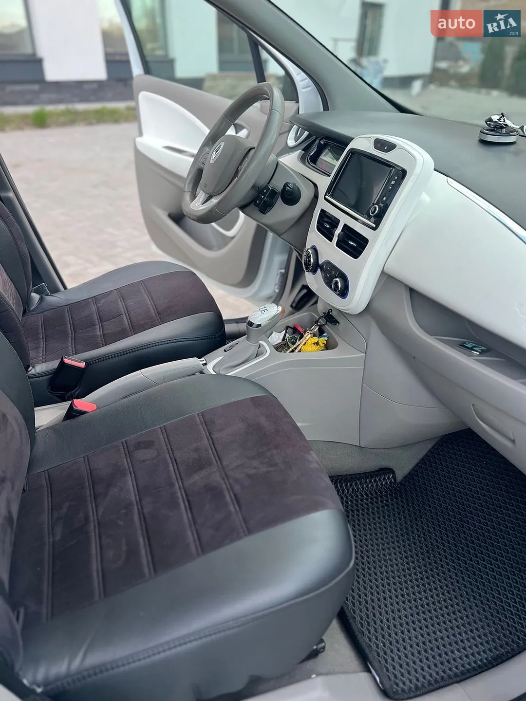 2016 Renault ZOE - мініатюра 18