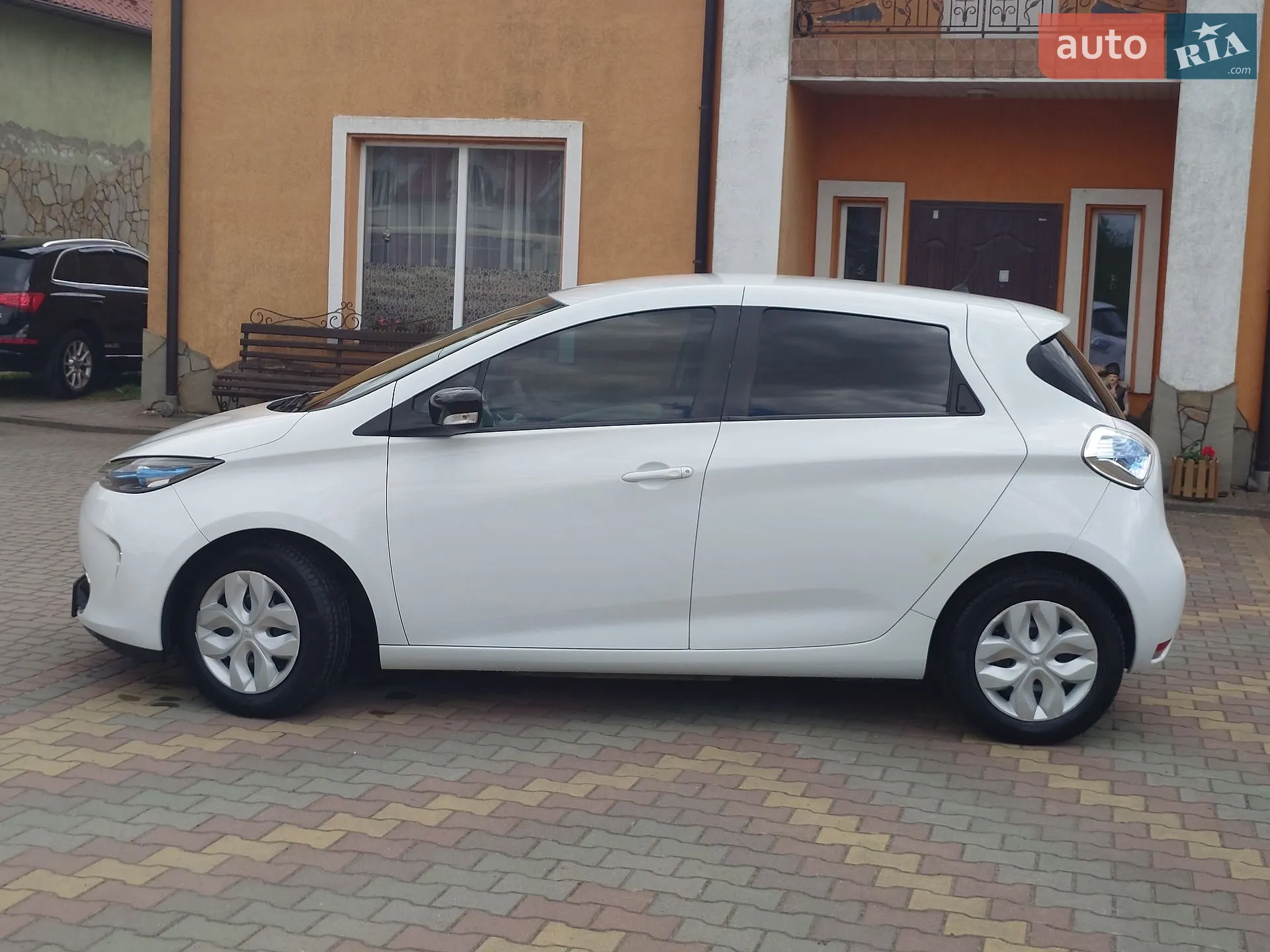 2016 Renault ZOE - мініатюра 12