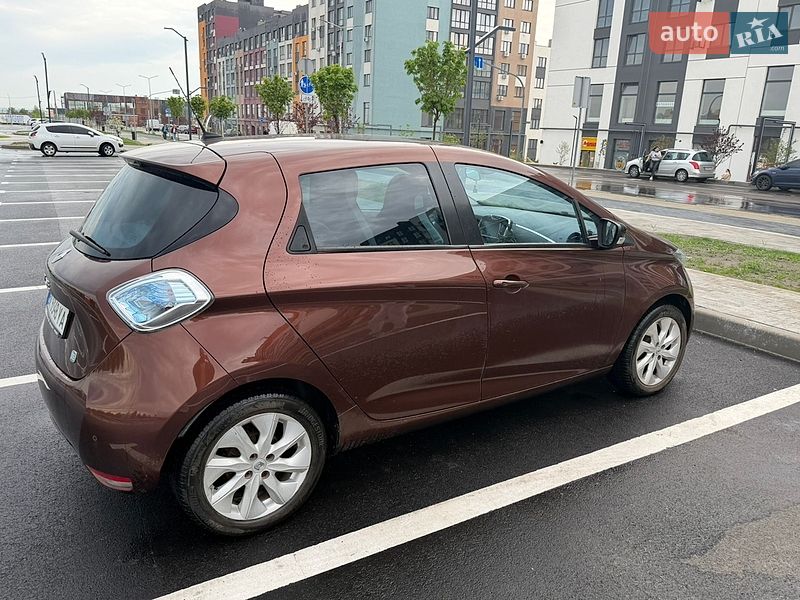 Хэтчбек Renault Zoe 2015 в Ровно