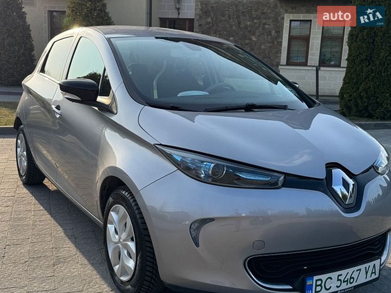 Хэтчбек Renault Zoe 2016 в Львове фото Хэтчбек Renault Zoe 2016 в Львове