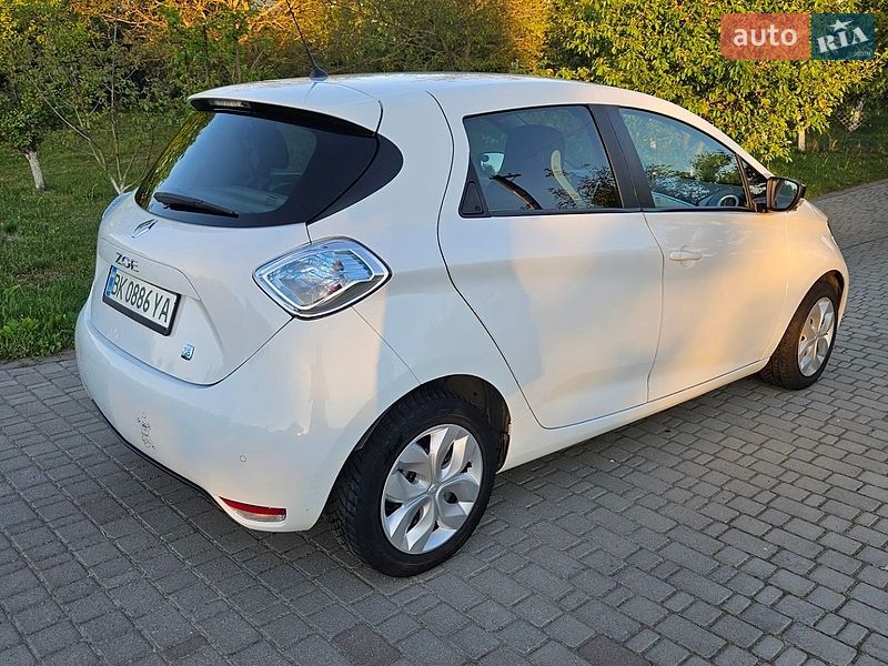 Хэтчбек Renault Zoe 2016 в Ровно