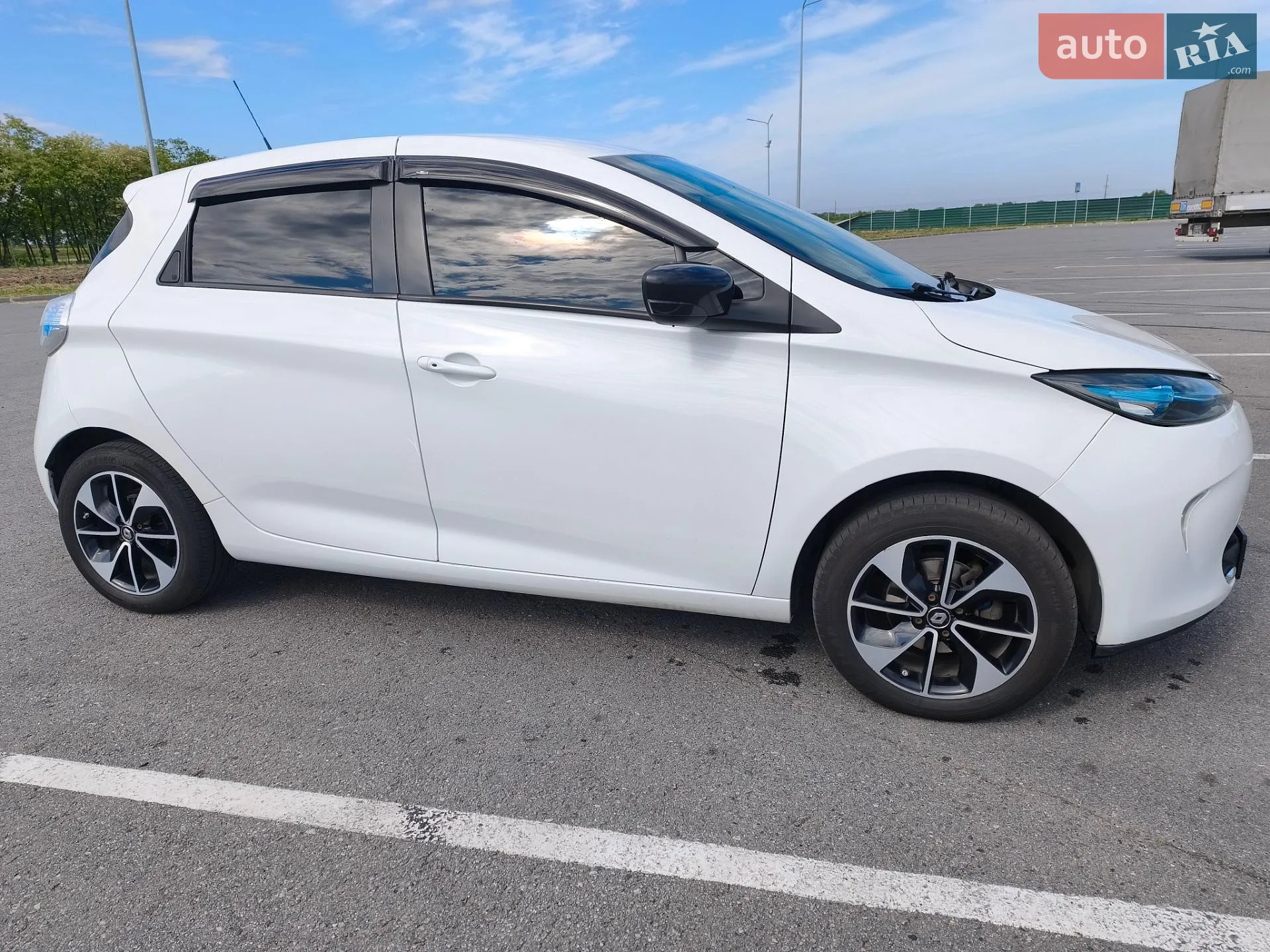 2017 Renault ZOE - мініатюра 11