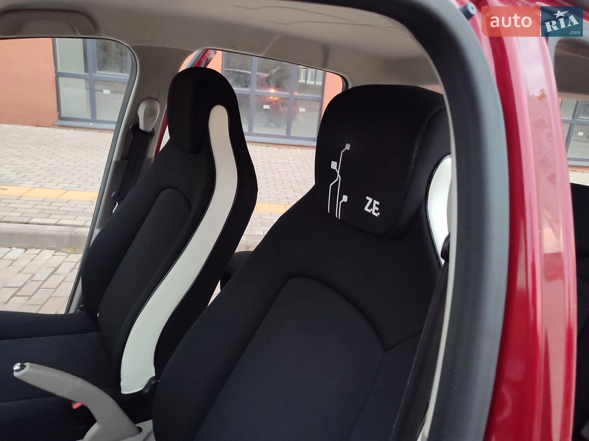 2017 Renault ZOE - мініатюра 8