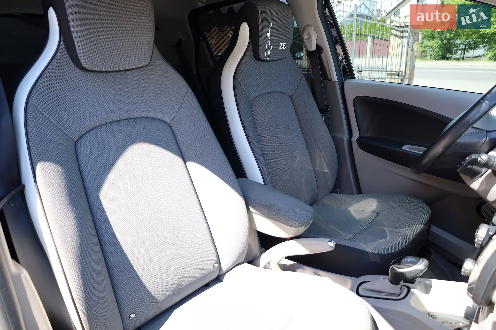 2015 Renault ZOE - мініатюра 40
