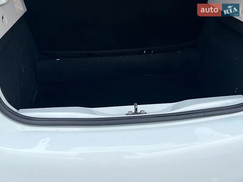 Renault Zoe 2019 VIN VF1AG000863371588 фото оголошення 16 з 47