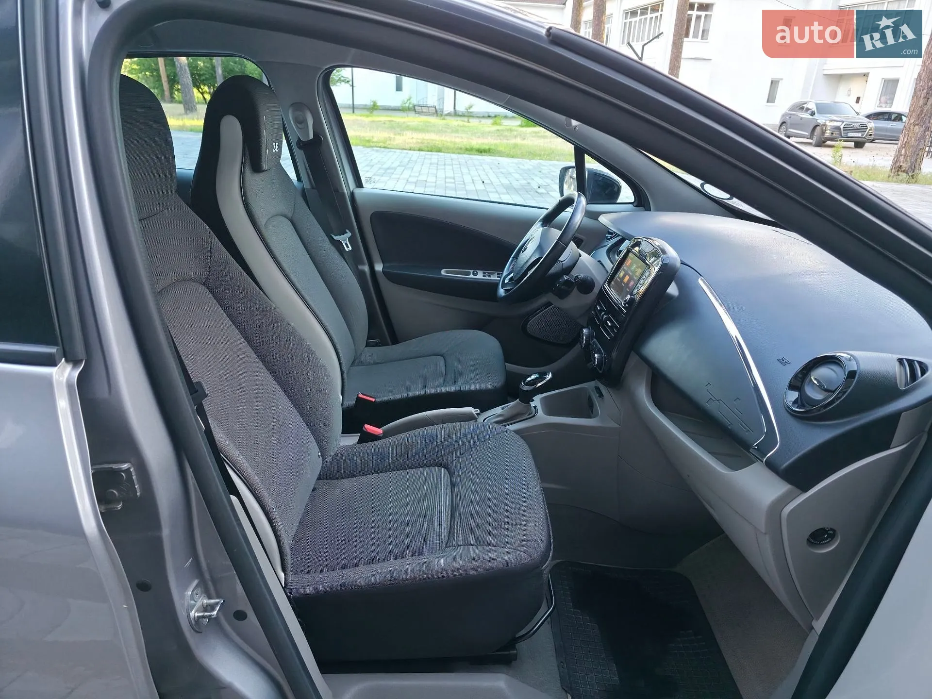 2014 Renault ZOE - мініатюра 18