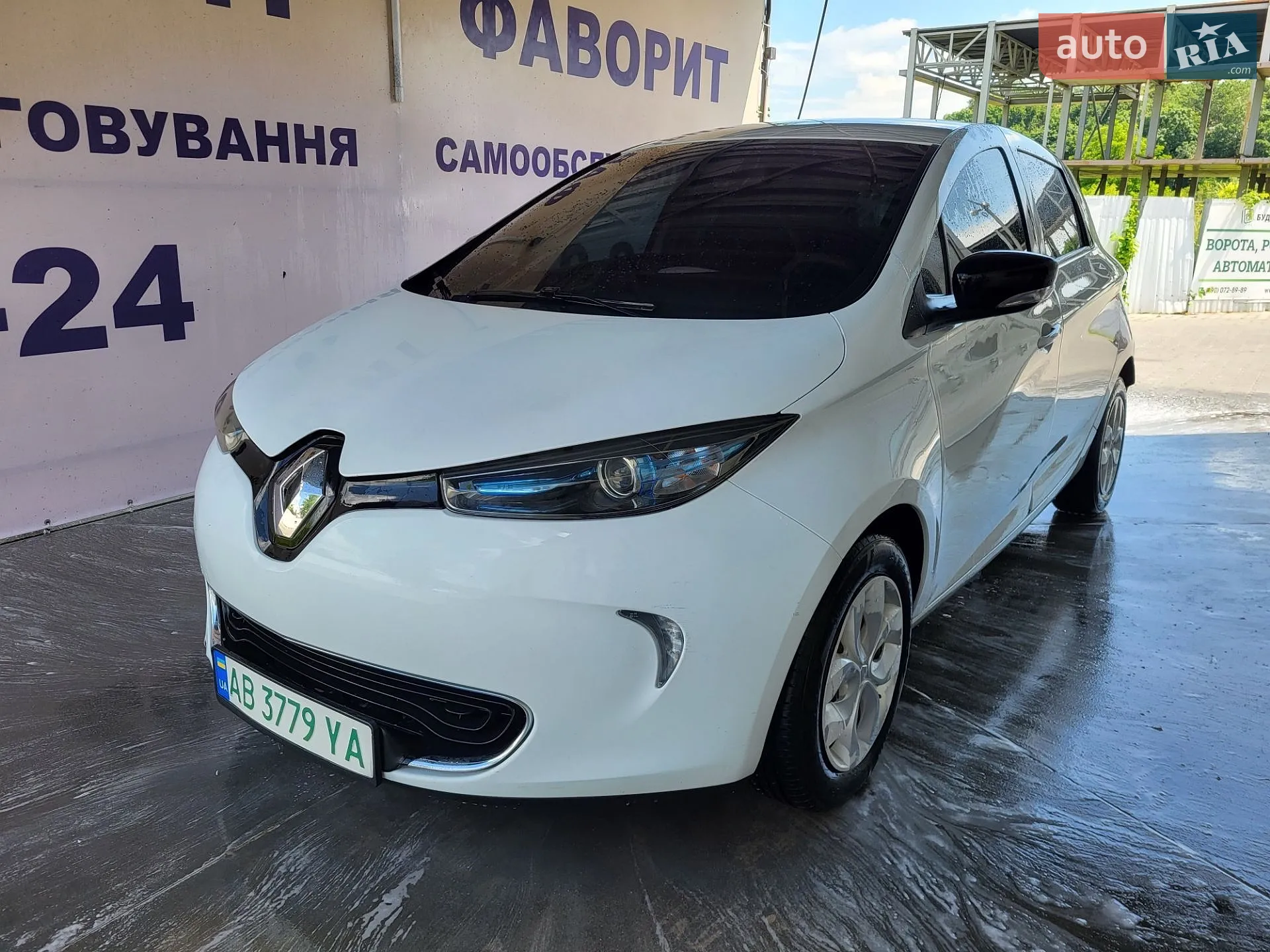 2015 Renault ZOE - мініатюра 8