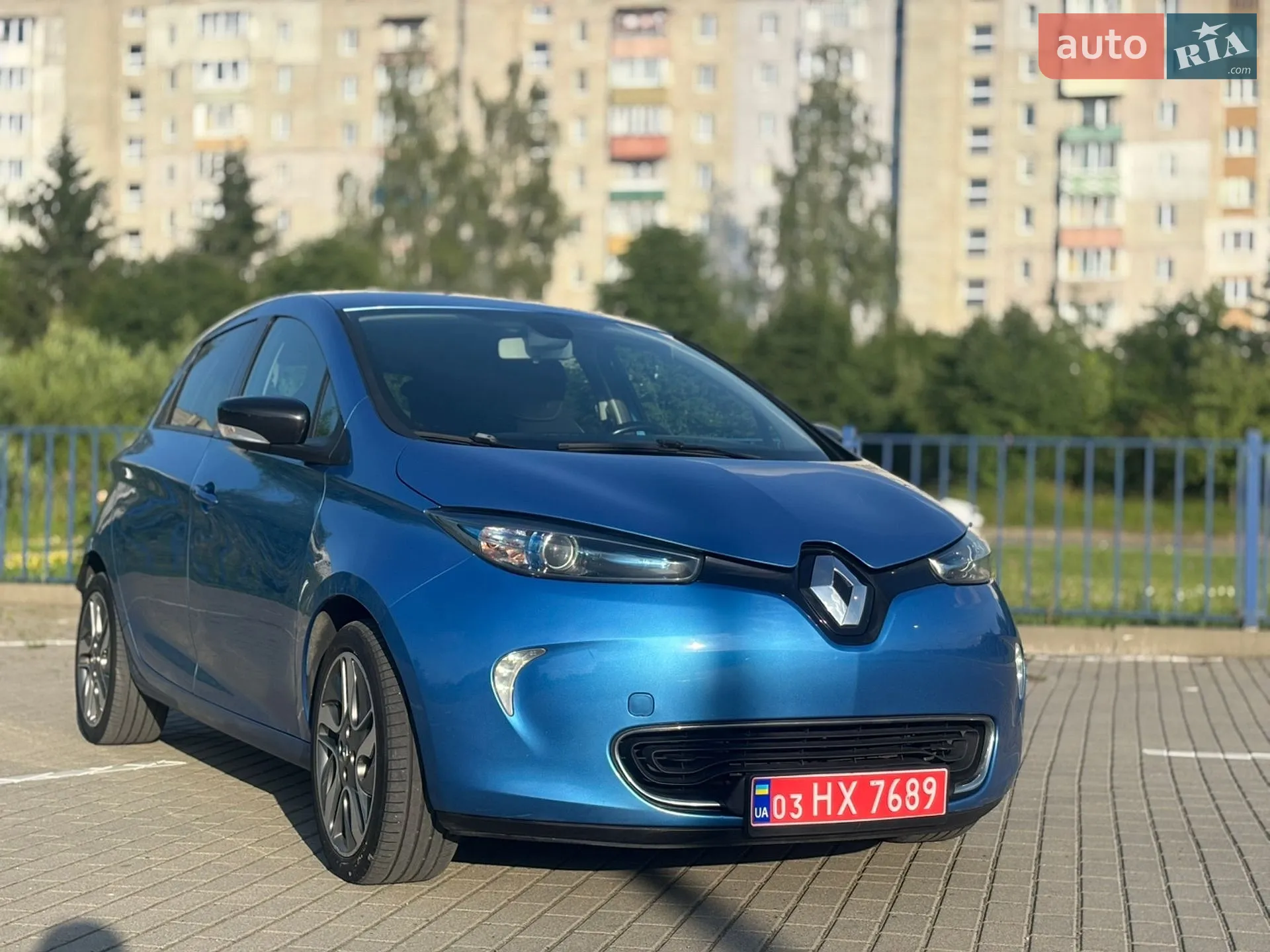 2011 Skoda Fabia - мініатюра 2