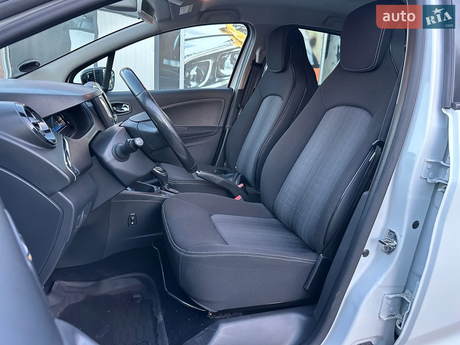 2018 Renault ZOE - мініатюра 14