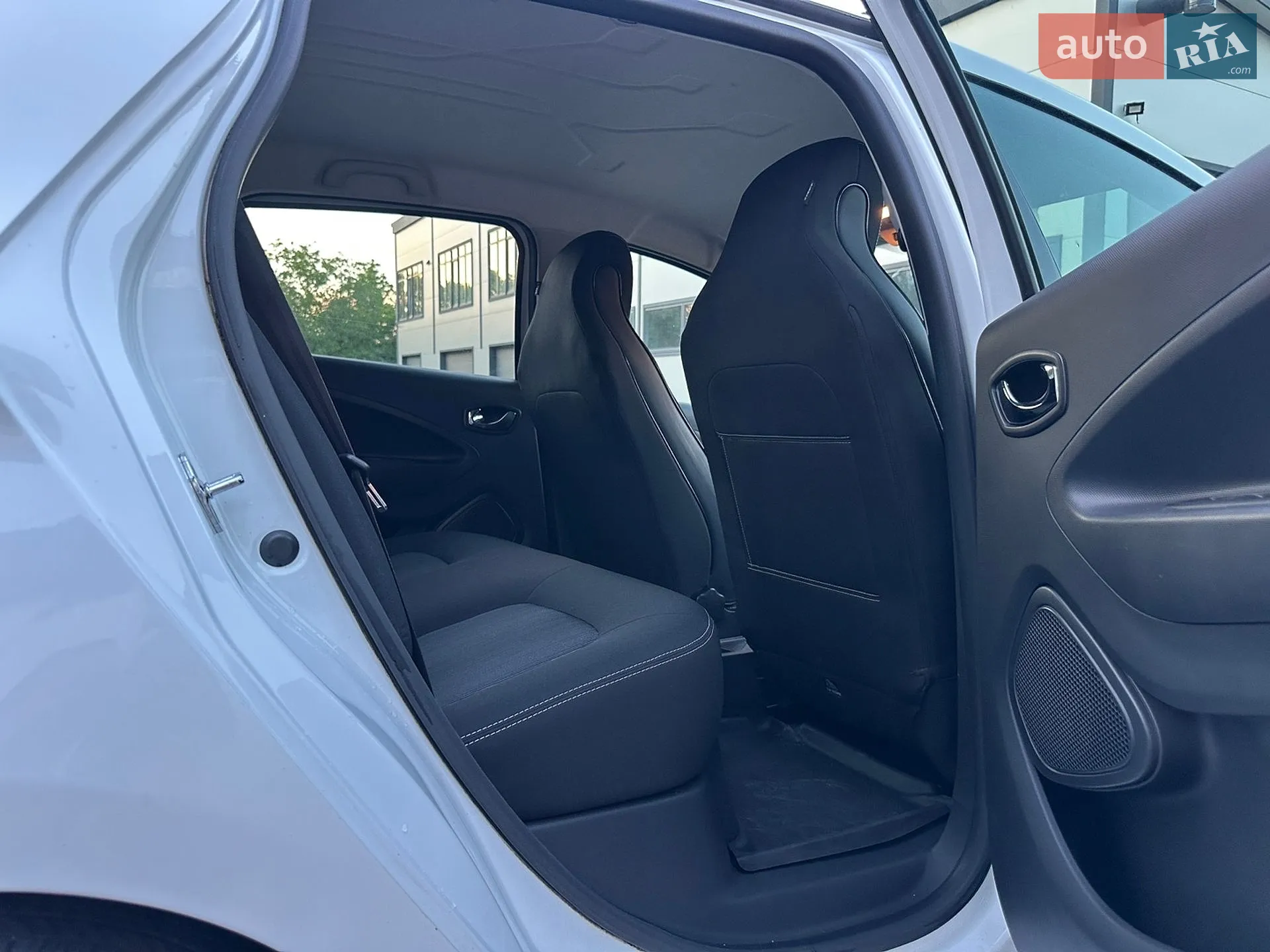 2018 Renault ZOE - мініатюра 19