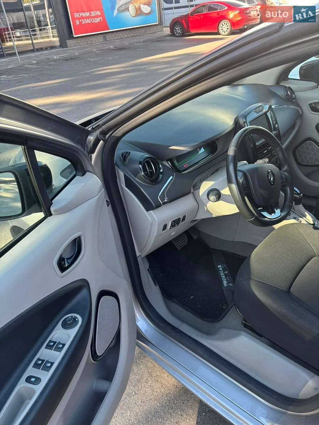 2016 Renault ZOE - мініатюра 6