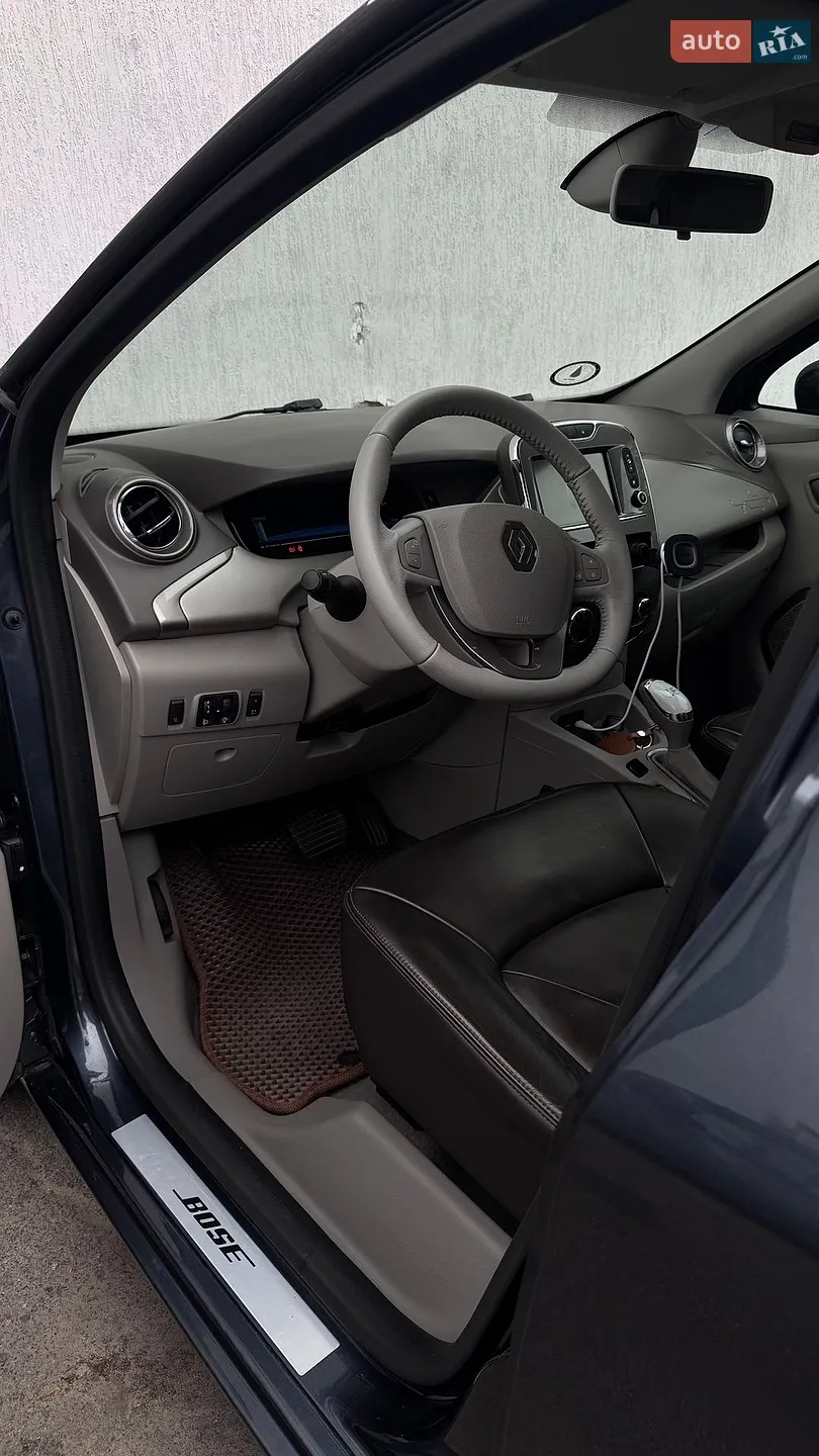 2017 Renault ZOE - мініатюра 25