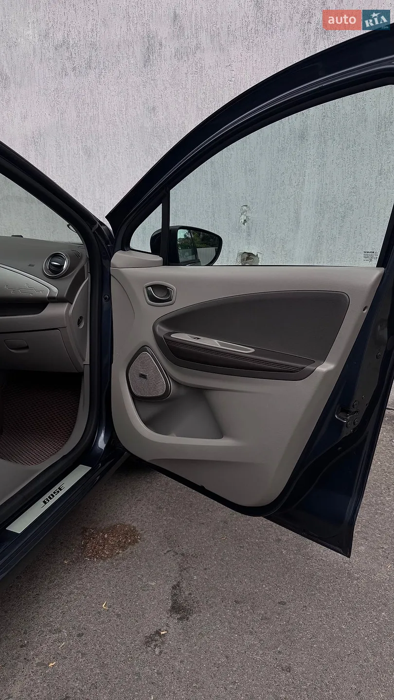 2017 Renault ZOE - мініатюра 36