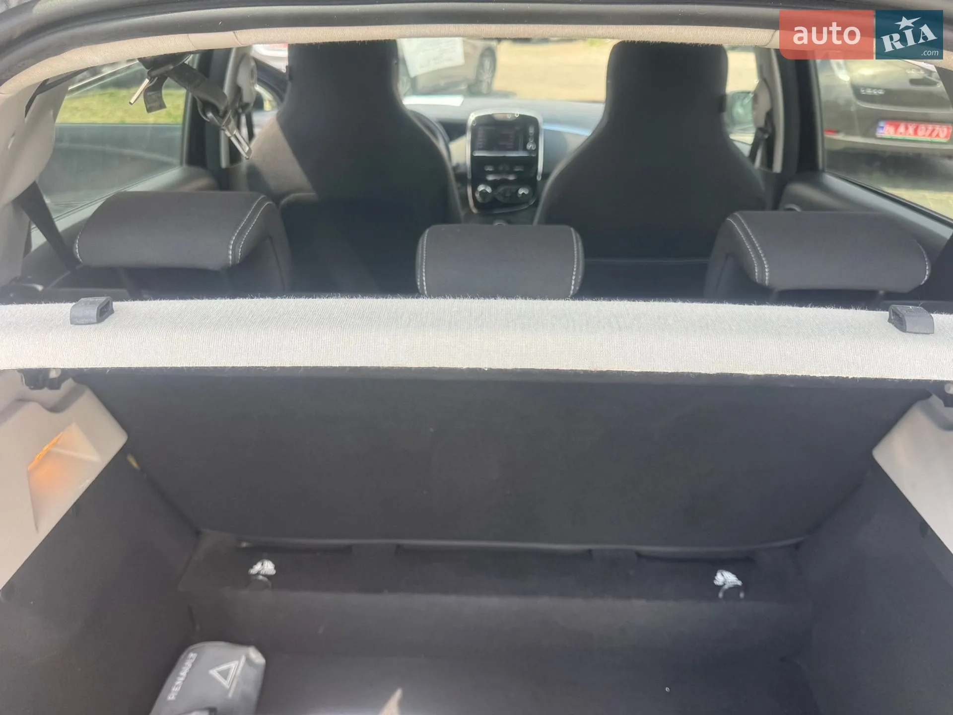 2017 Renault ZOE - мініатюра 9