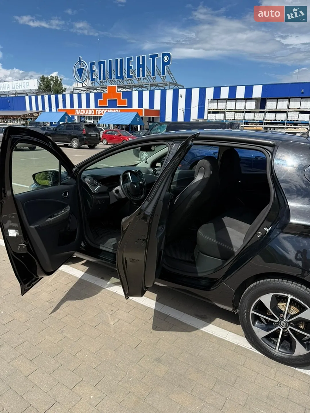 2017 Renault ZOE - мініатюра 14