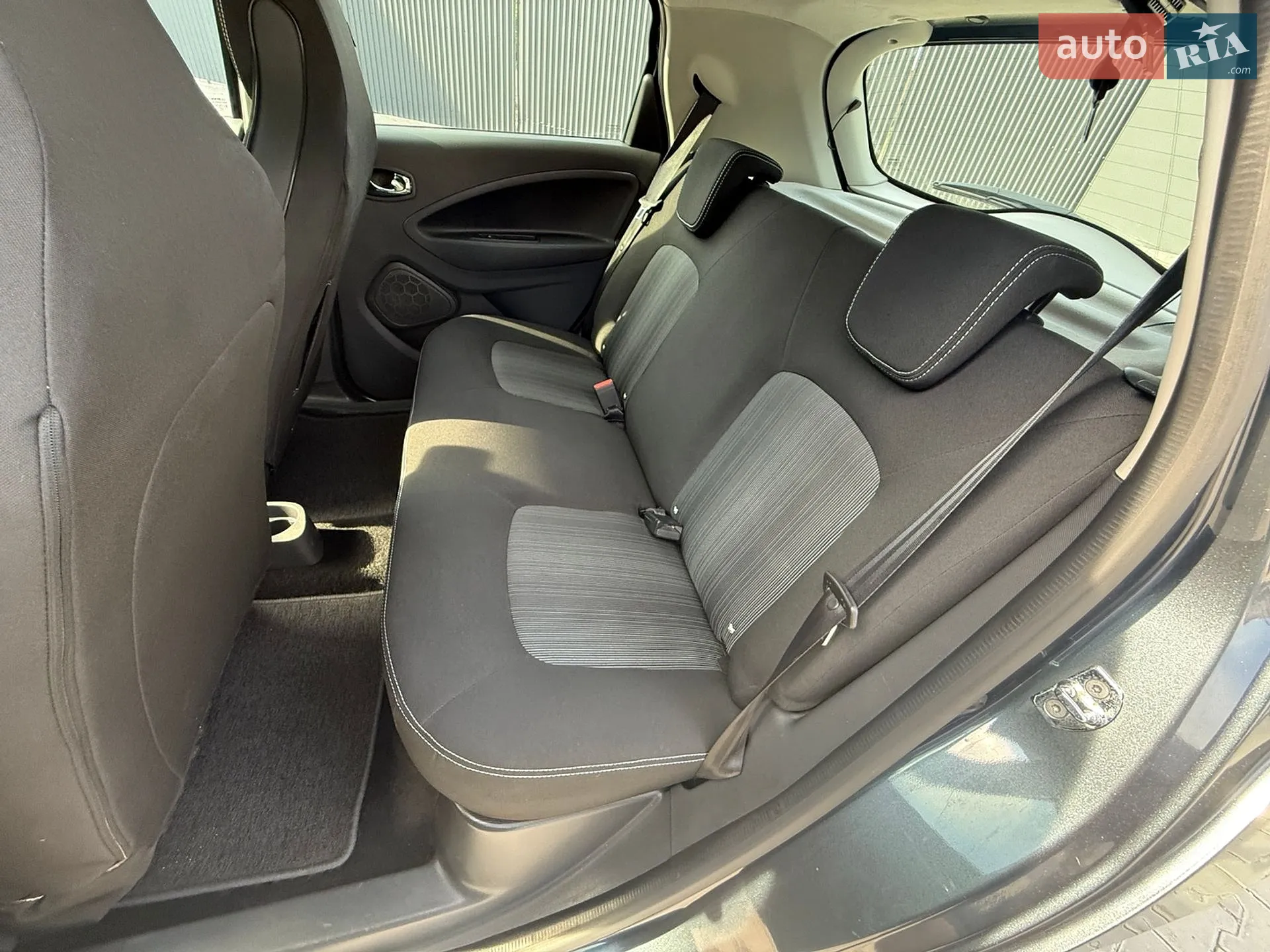 2017 Renault ZOE - мініатюра 25
