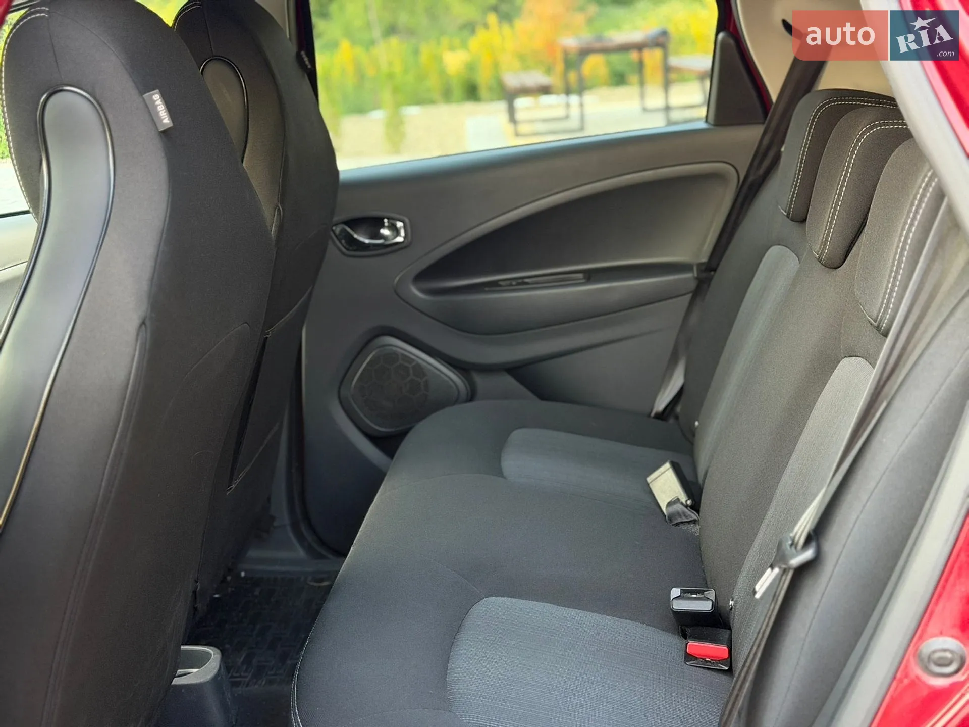 2017 Renault ZOE - мініатюра 17