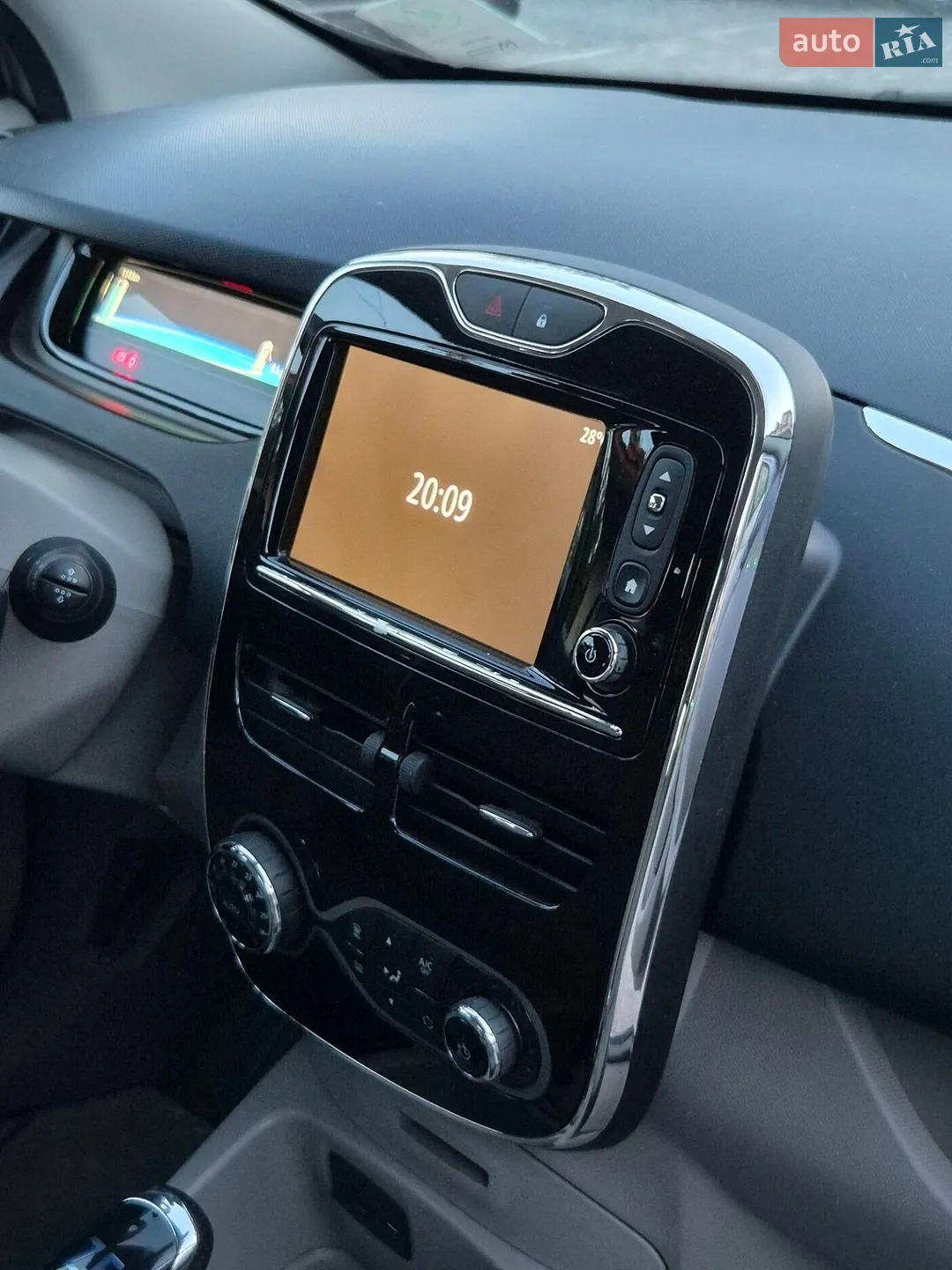 2015 Renault ZOE - мініатюра 7
