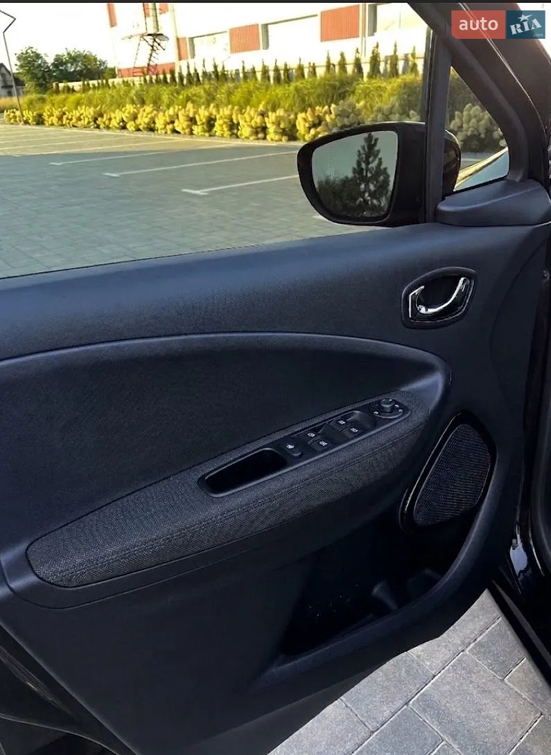 2017 Renault ZOE - мініатюра 12