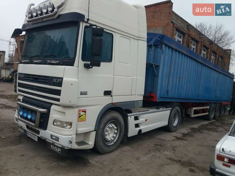 Контейнеровоз полуприцеп Renders 550 2002 в Одессе