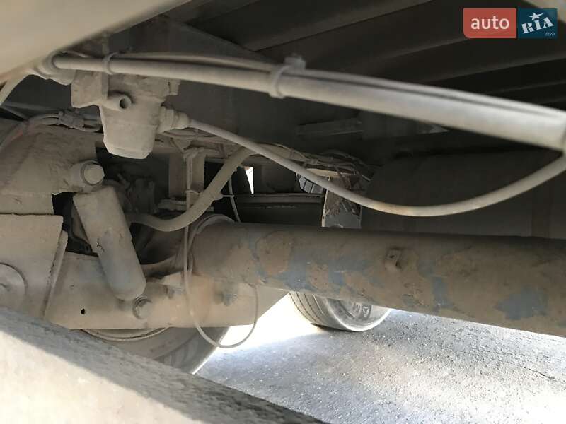 Контейнеровоз напівпричіп Renders N4TS31 2001 в Новій Одесі